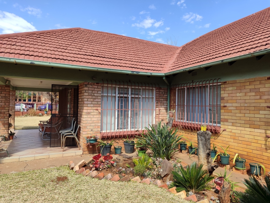 3 Bedroom Property for Sale in Stilfontein Ext 3 North West